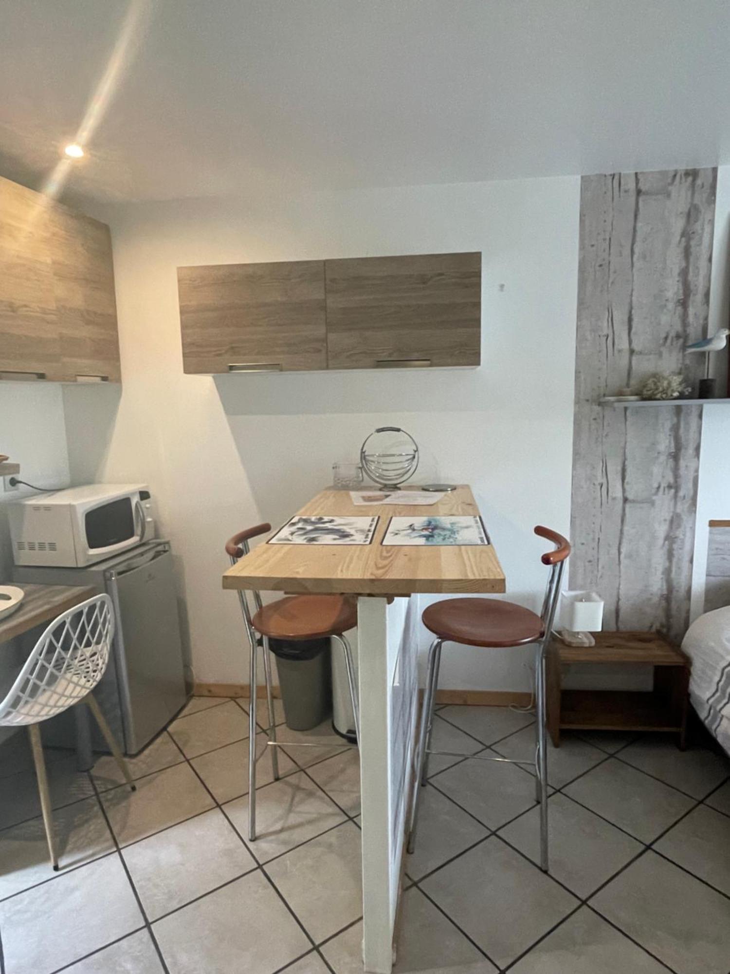 Apartment Independant Avec Jardin Privatif
